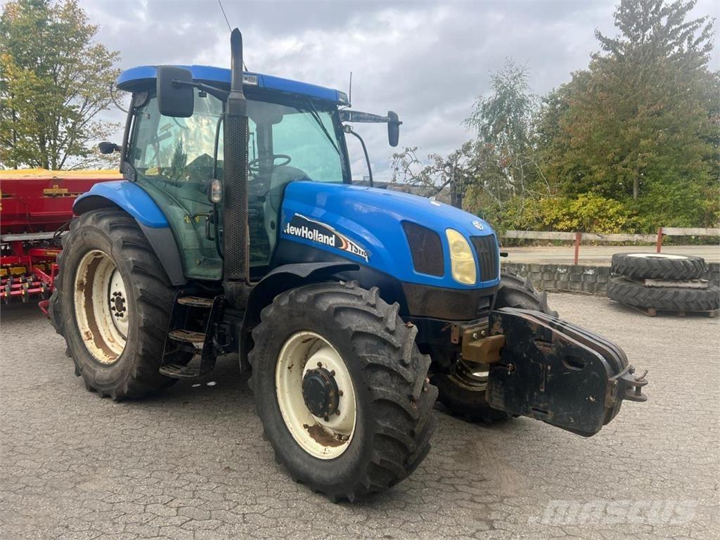 New Holland TS115A Traktorer