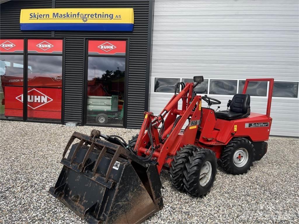 Schäffer 217 Minilastare