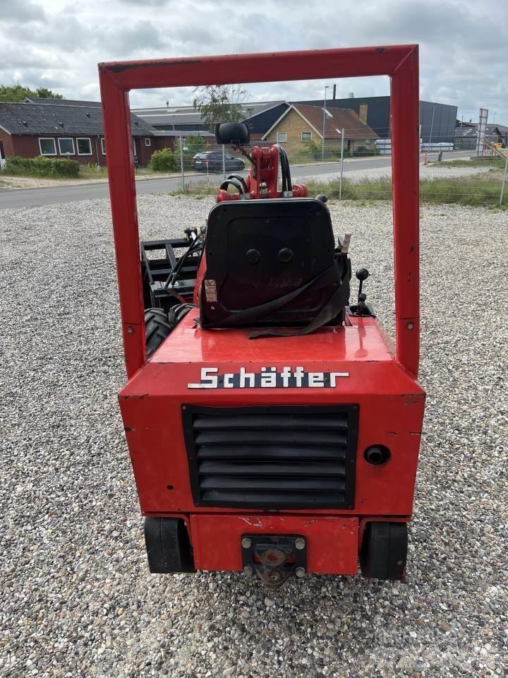 Schäffer 217 Minilastare