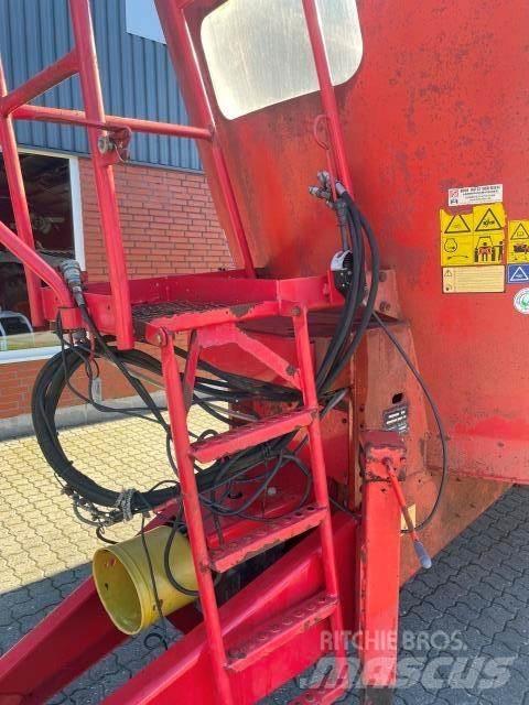 Trioliet 2400 L Fodervagnar