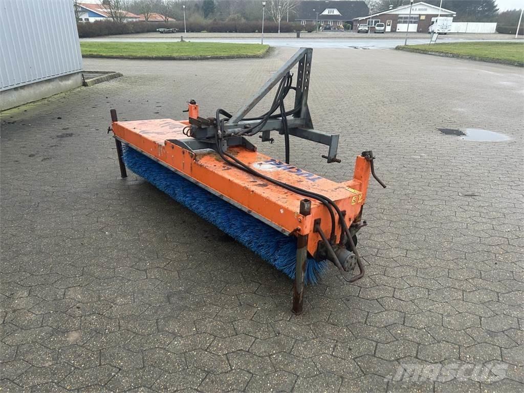 Tuchel 230/520 Borstar & borstskopor