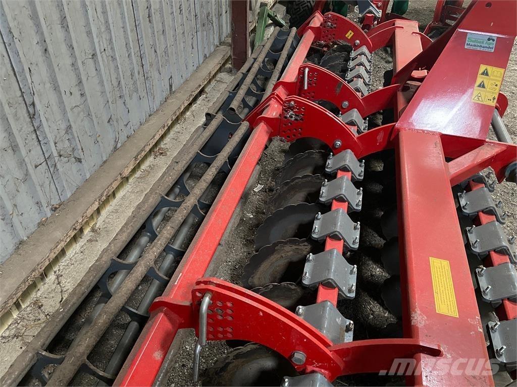 Unia ARES L4 Tallriksredskap