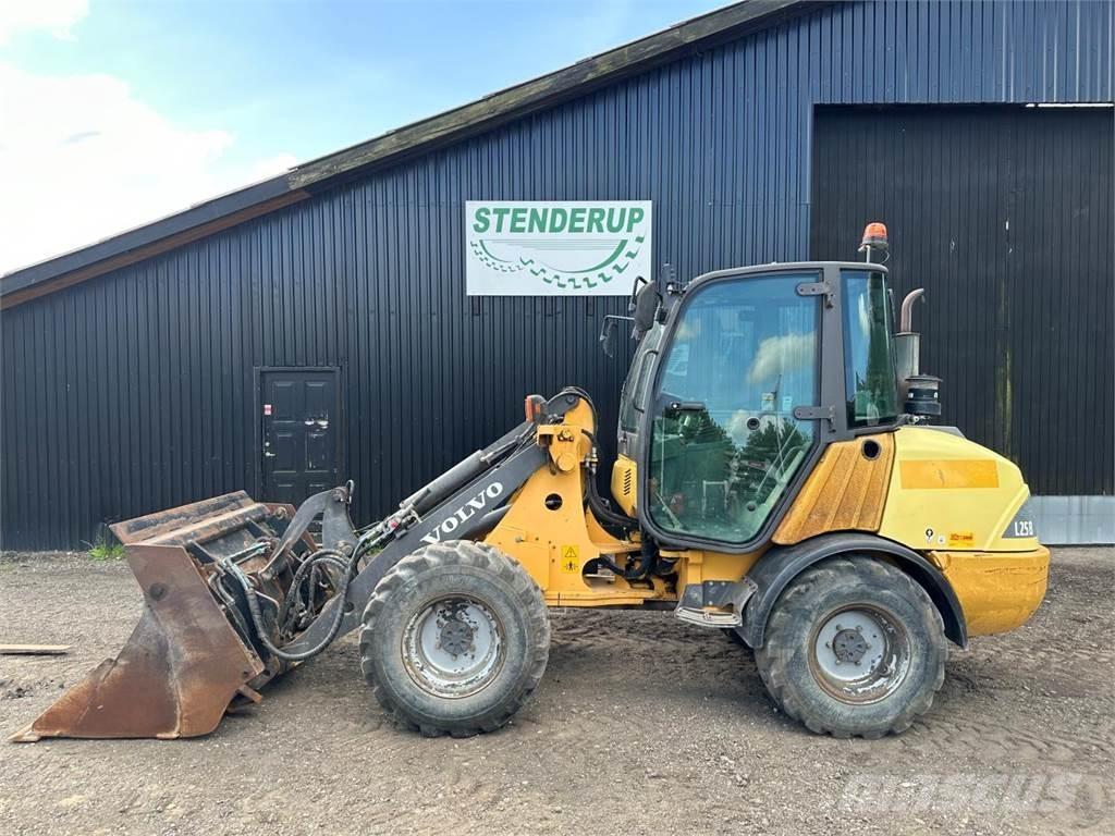 Volvo L25 B Minilastare