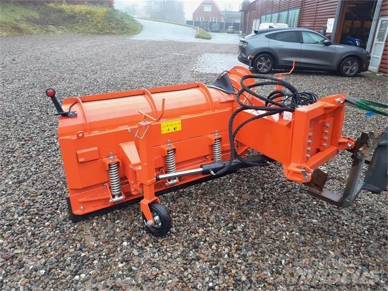  - - -  BOXER AGRI Snöblad och plogar