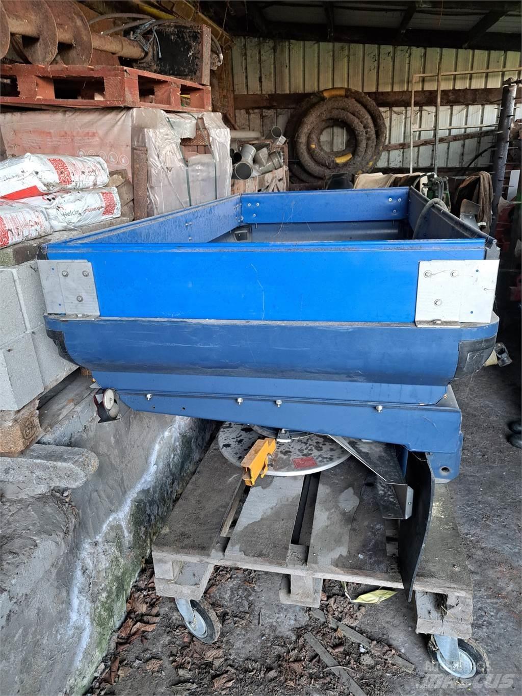 Bogballe M2 Mineralgödselspridare