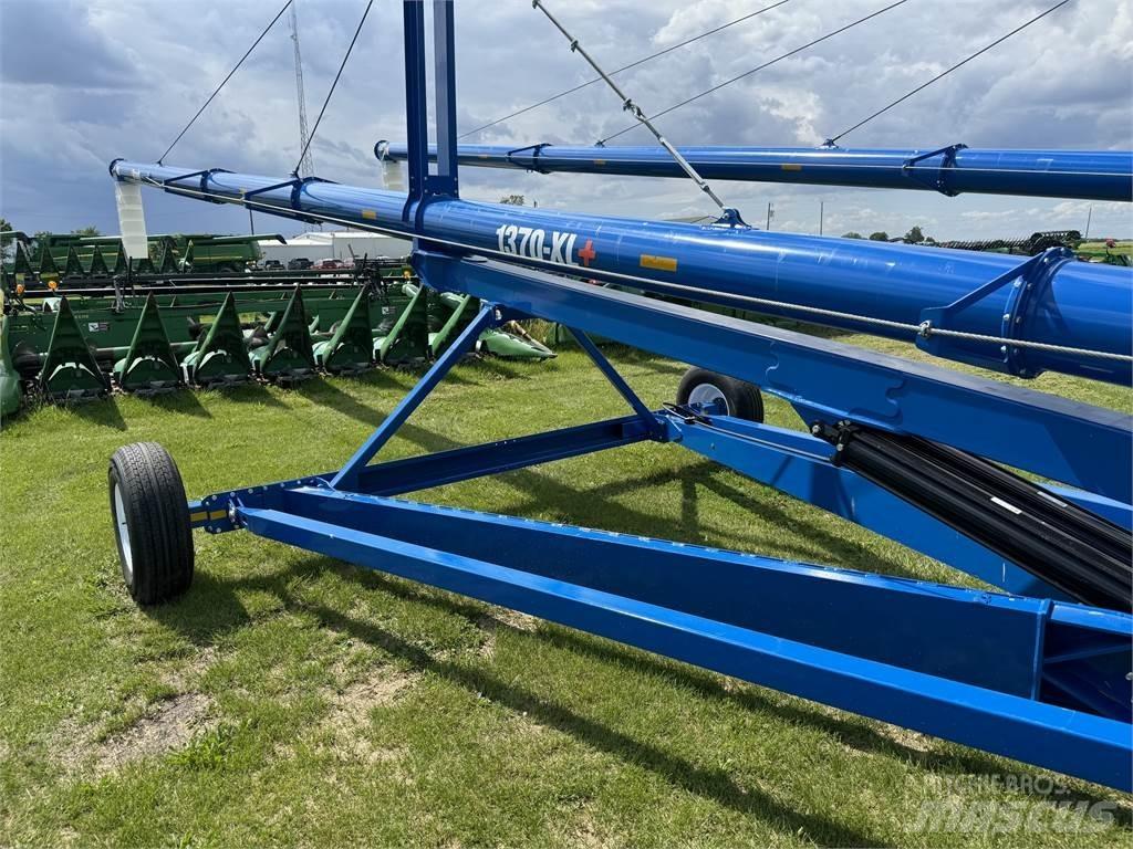 Brandt 1370XL Spannmålsvagnar