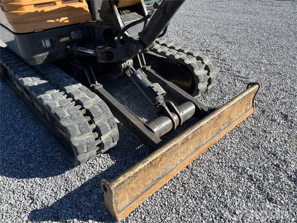 CASE CX57C Minigrävare < 7t