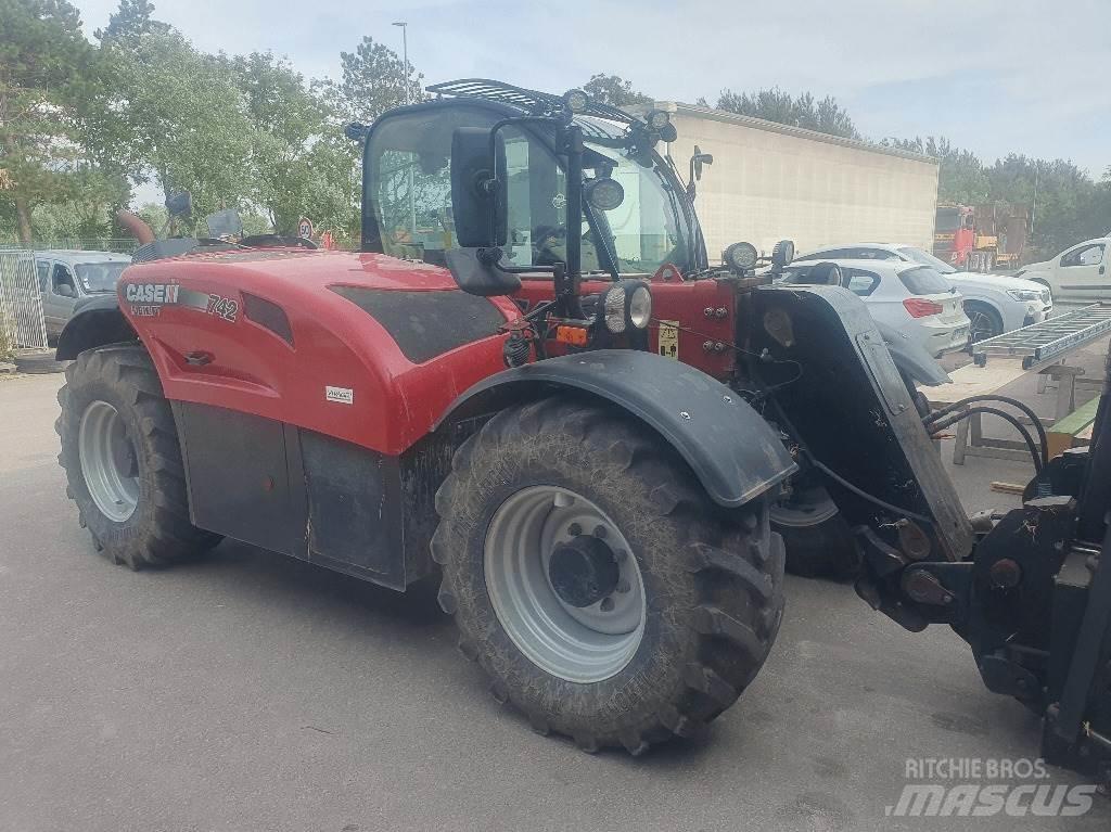 Case IH 742 Traktorer