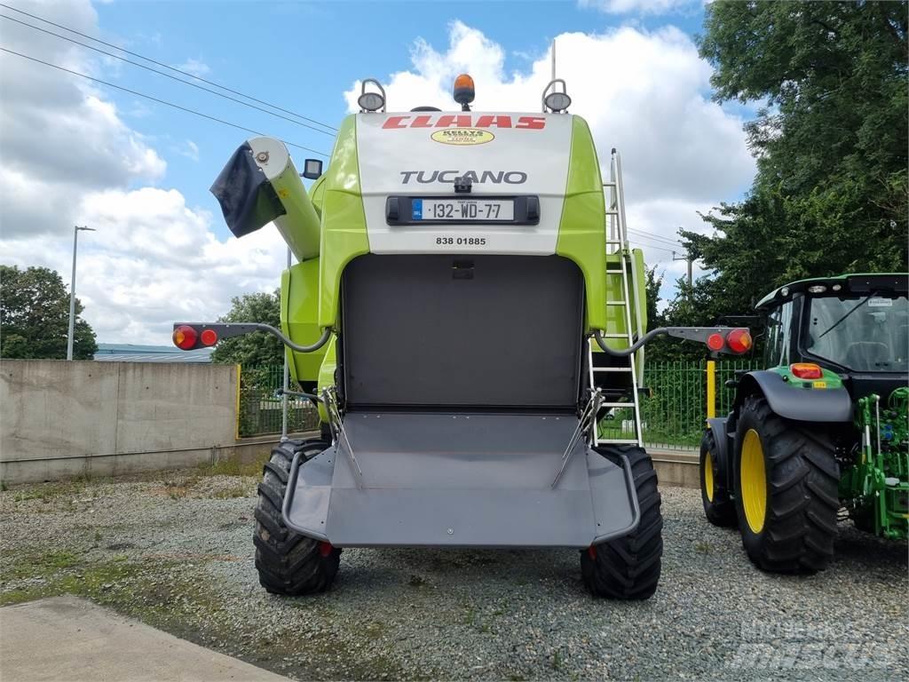 CLAAS 430 Tucano Skördetröskor