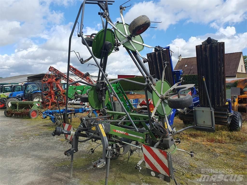 Fendt LOTUS 770 Vändare och luftare