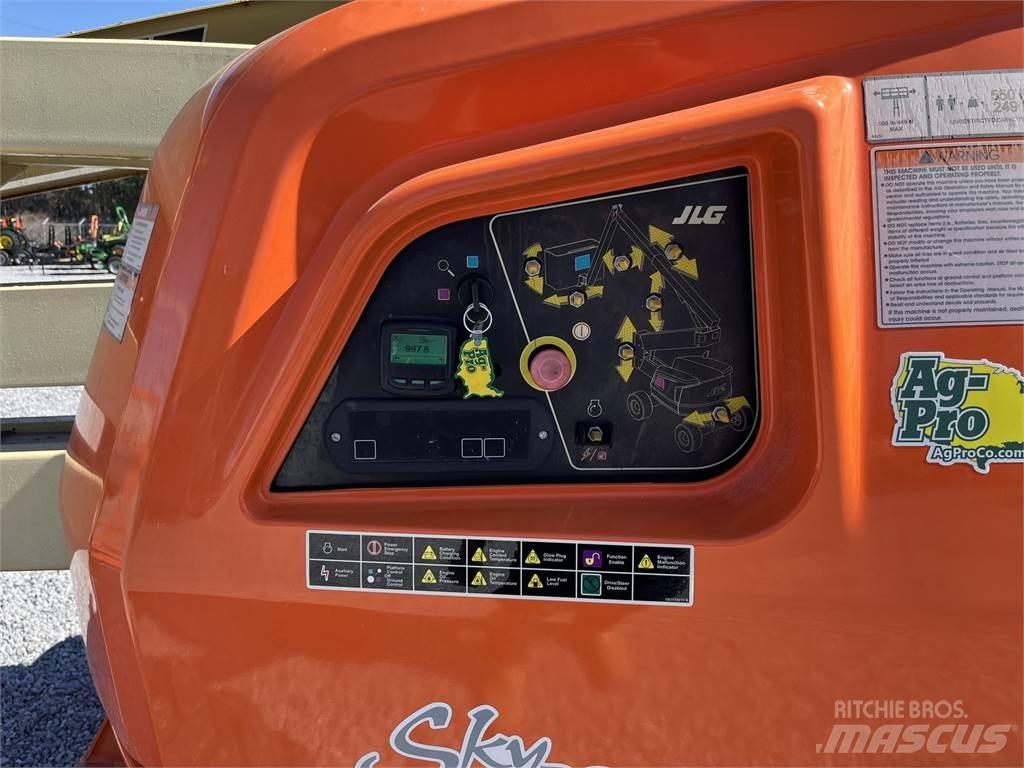 JLG 450AJ Teleskoplastare