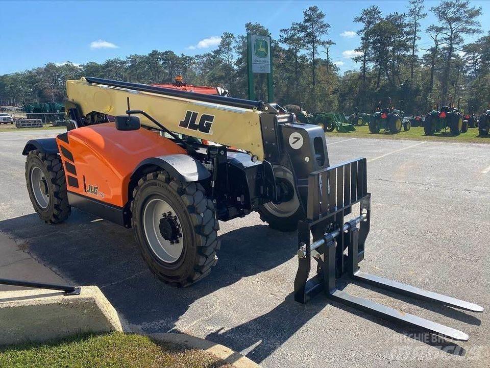 JLG 742 Teleskoplastare