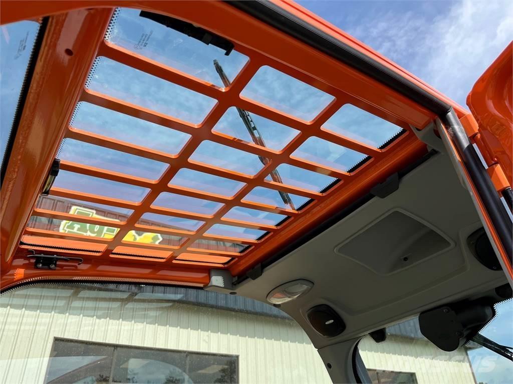 JLG 823 Teleskoplastare
