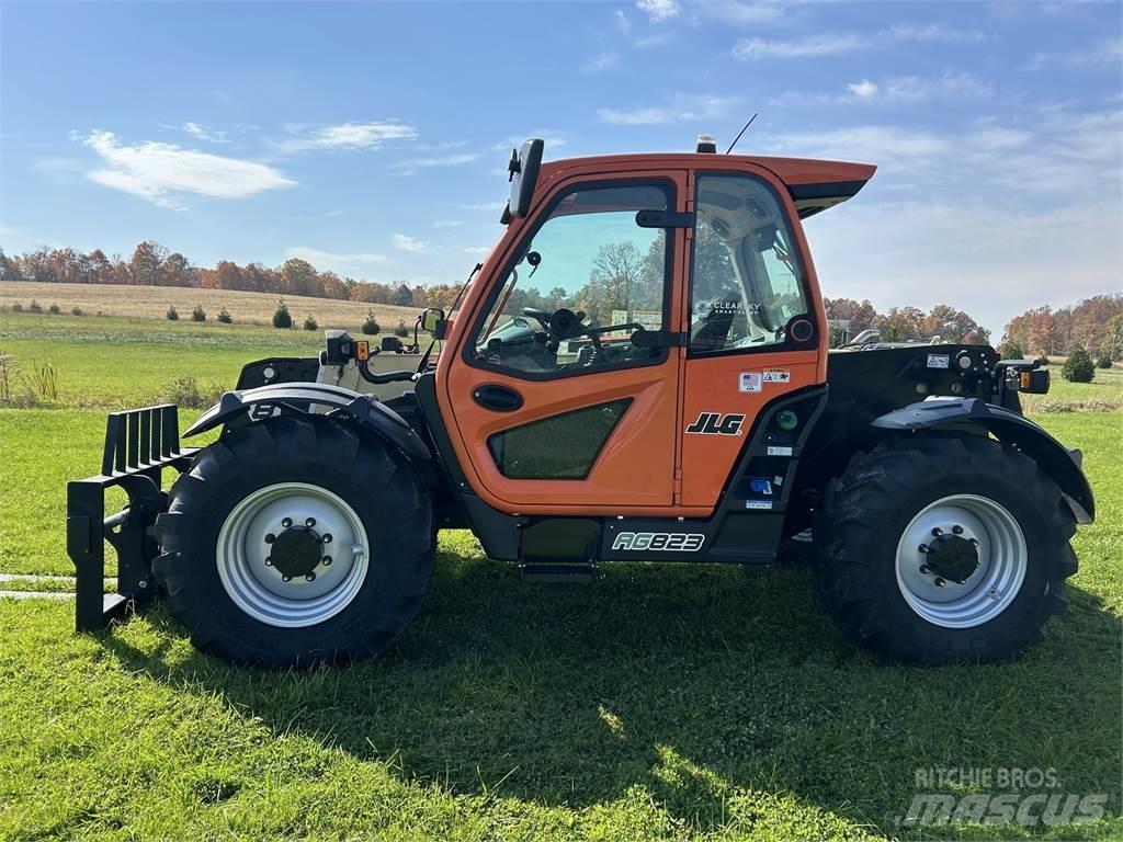 JLG AG823 Teleskoplastare
