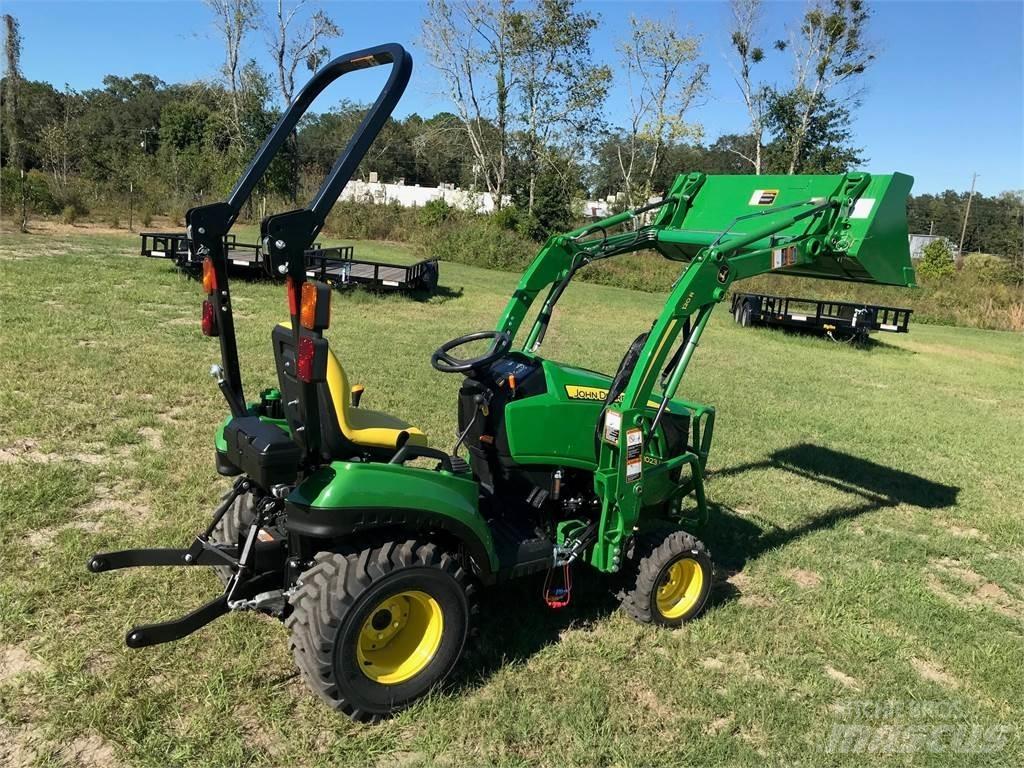 John Deere 1023E Kompakttraktorer