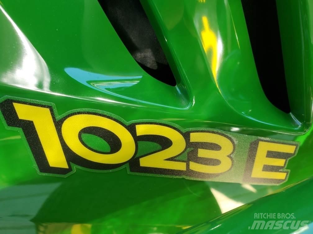 John Deere 1023E Kompakttraktorer