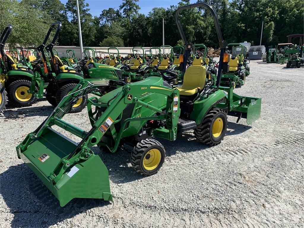 John Deere 1023E Kompakttraktorer