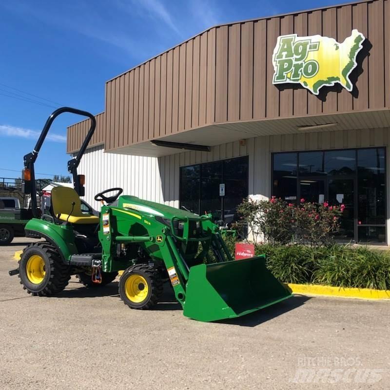 John Deere 1023E Kompakttraktorer