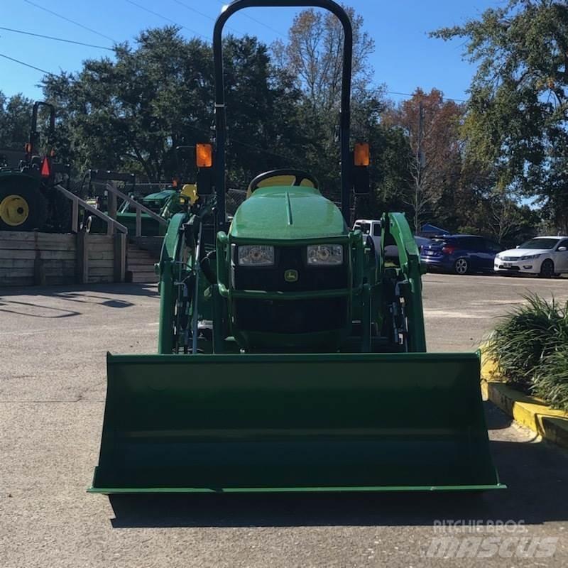 John Deere 1023E Kompakttraktorer