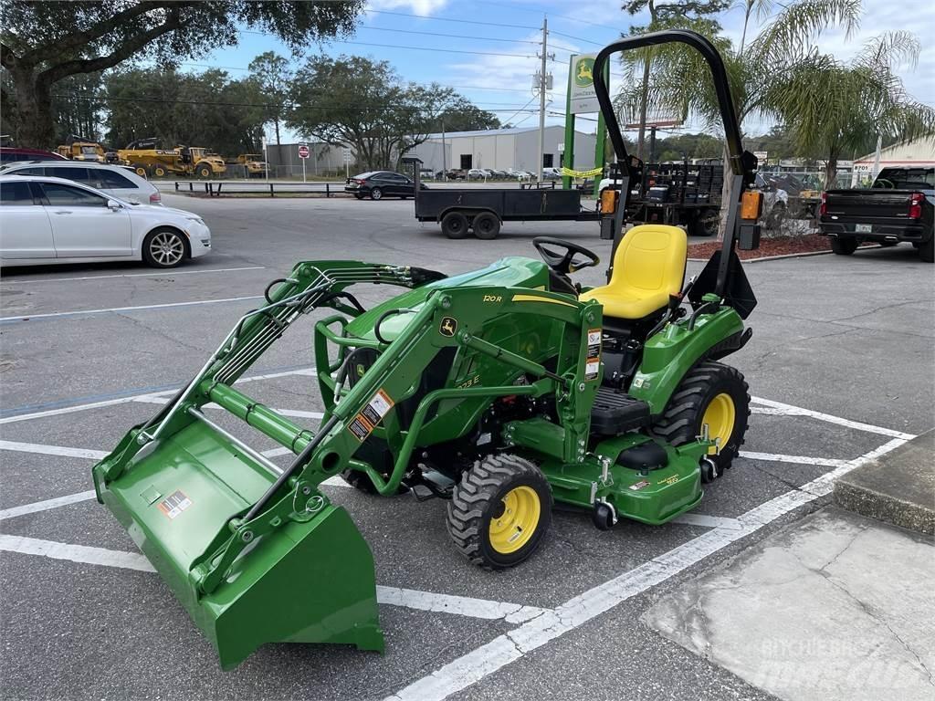 John Deere 1023E Kompakttraktorer