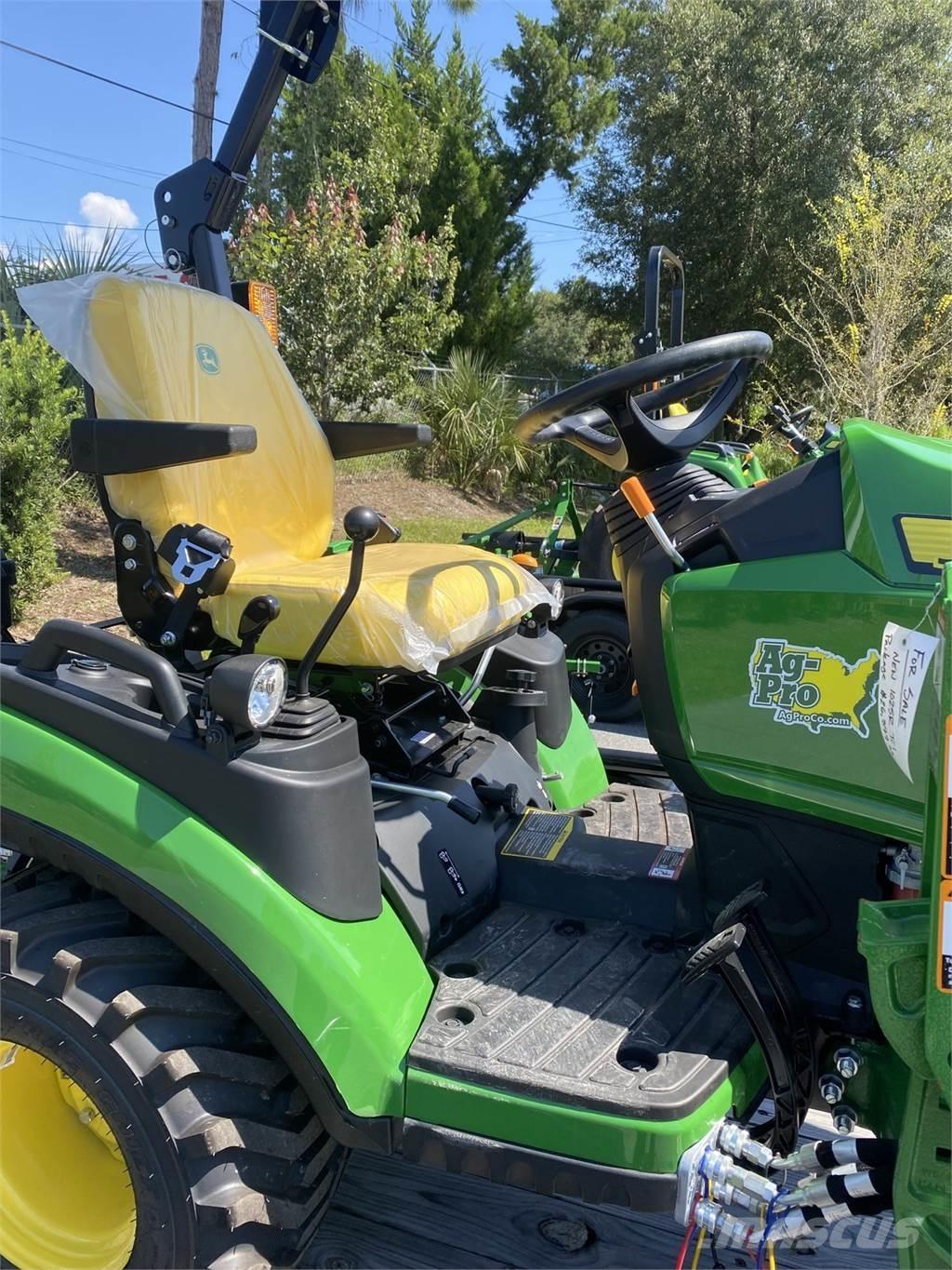 John Deere 1025R Kompakttraktorer