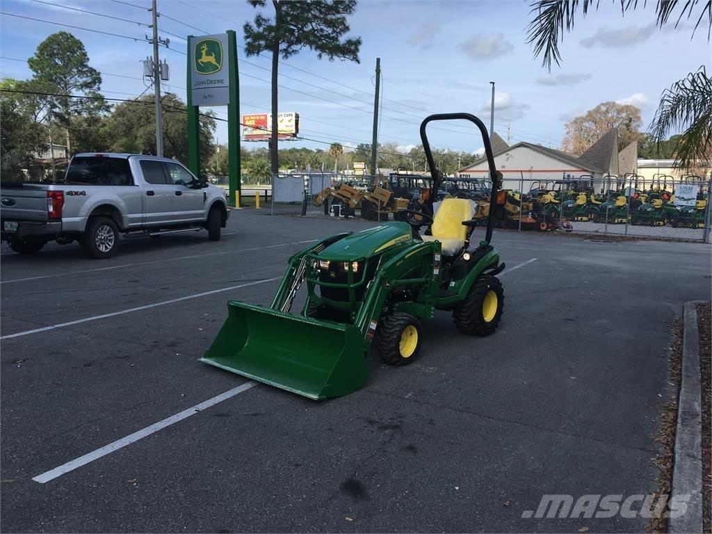 John Deere 1025R Kompakttraktorer