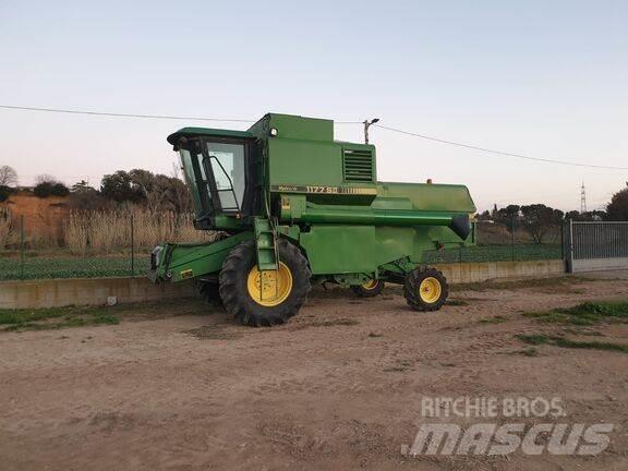 John Deere 1177 Skördetröskor