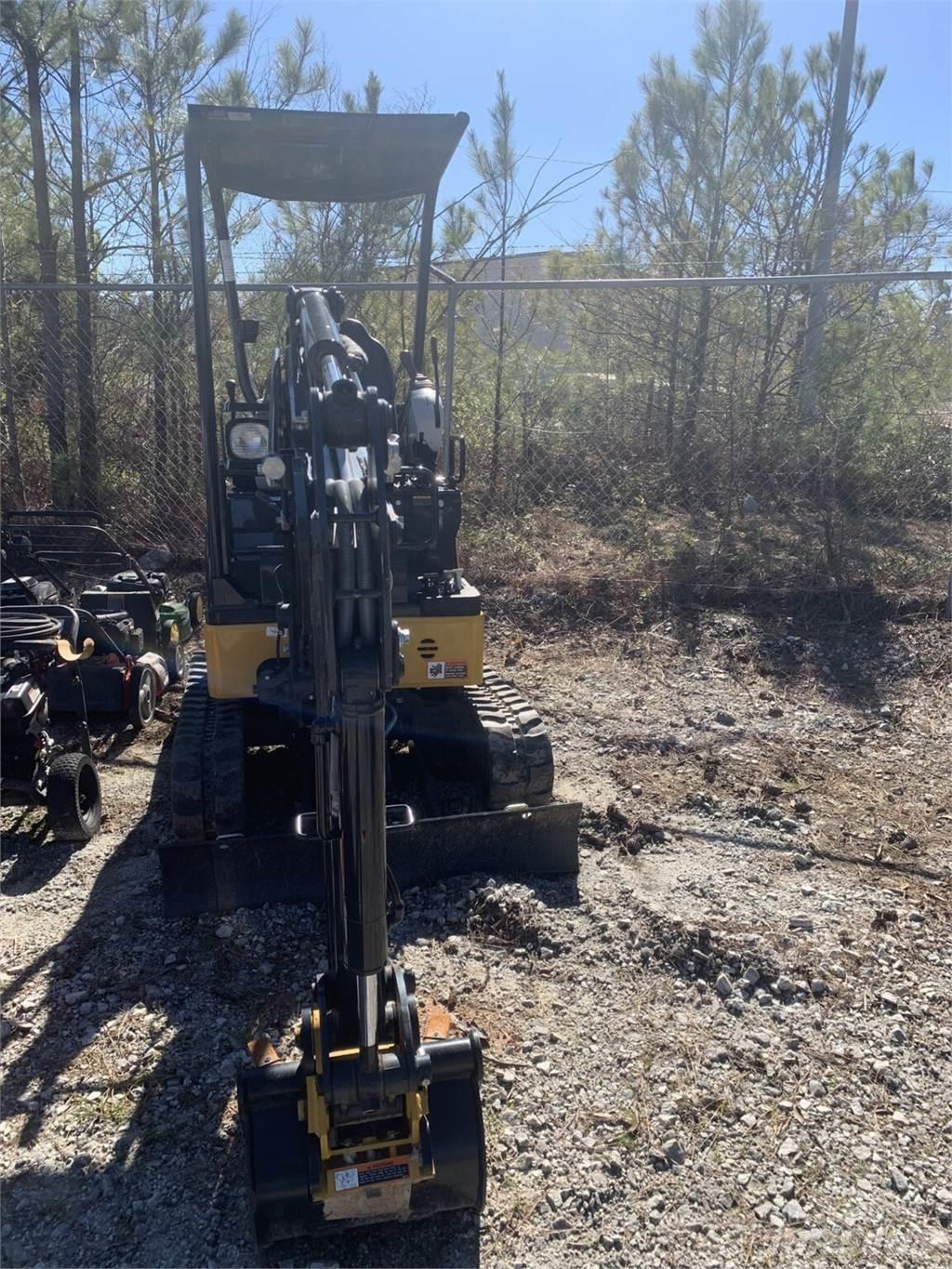 John Deere 17P Grävmaskiner med lång räckvidd