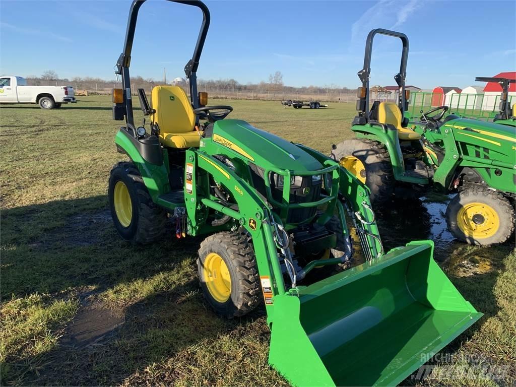 John Deere 2025R Kompakttraktorer