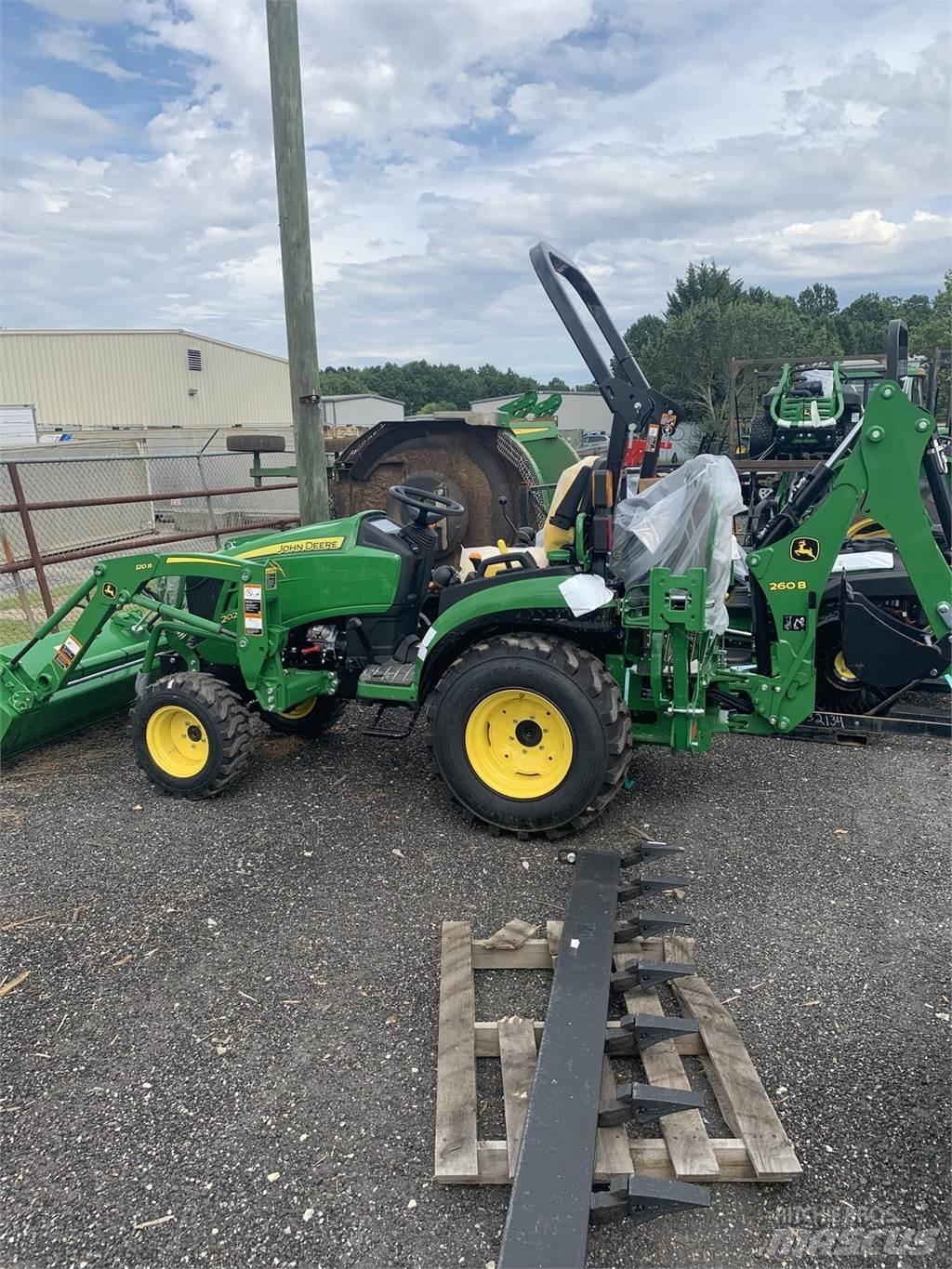 John Deere 2025R Kompakttraktorer