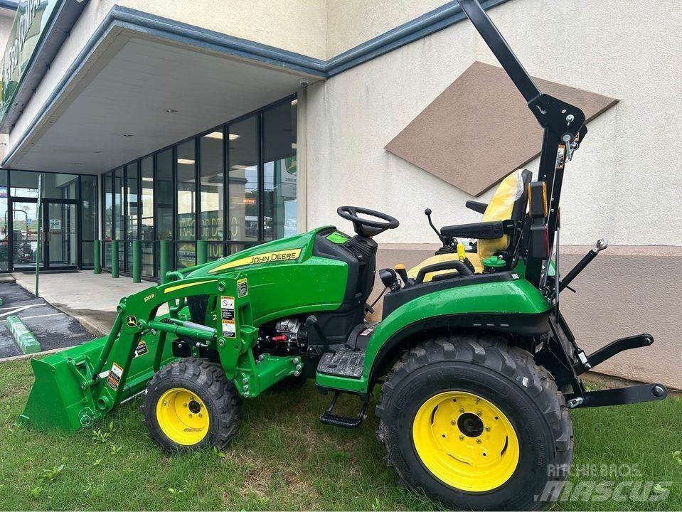 John Deere 2025R Kompakttraktorer