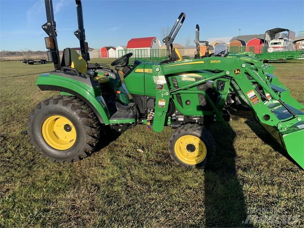 John Deere 2032R Kompakttraktorer