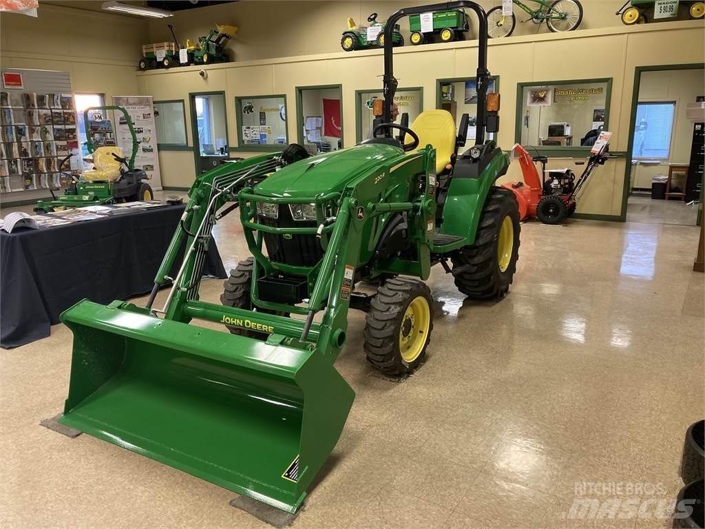 John Deere 2032R Kompakttraktorer