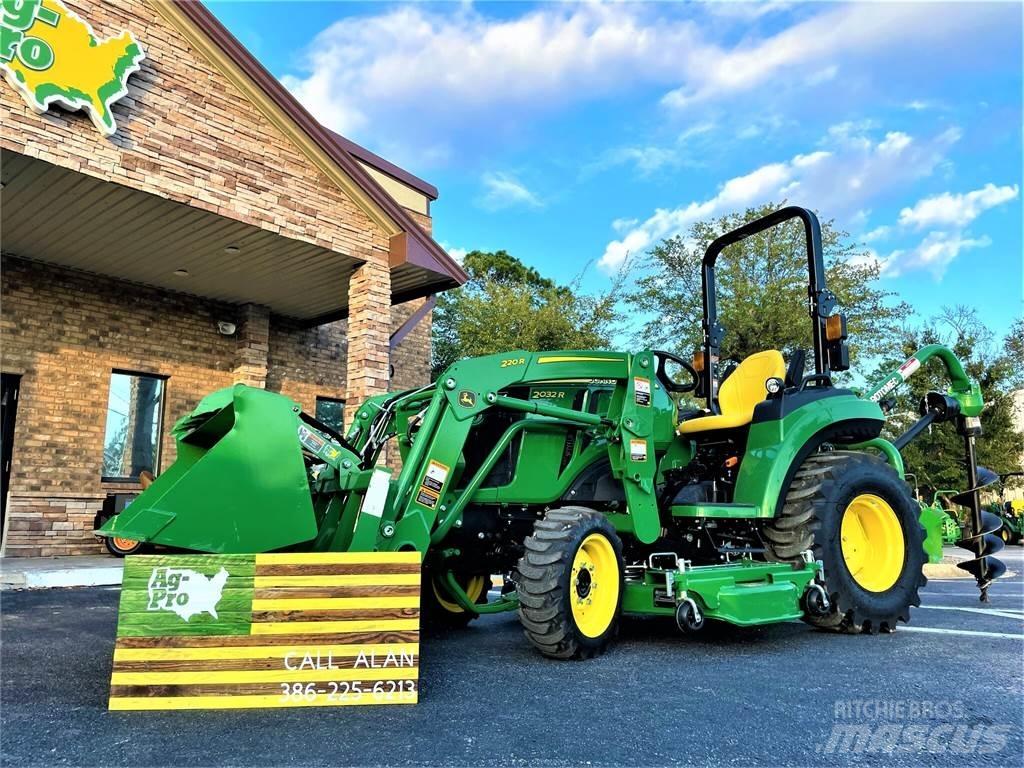John Deere 2032R Kompakttraktorer