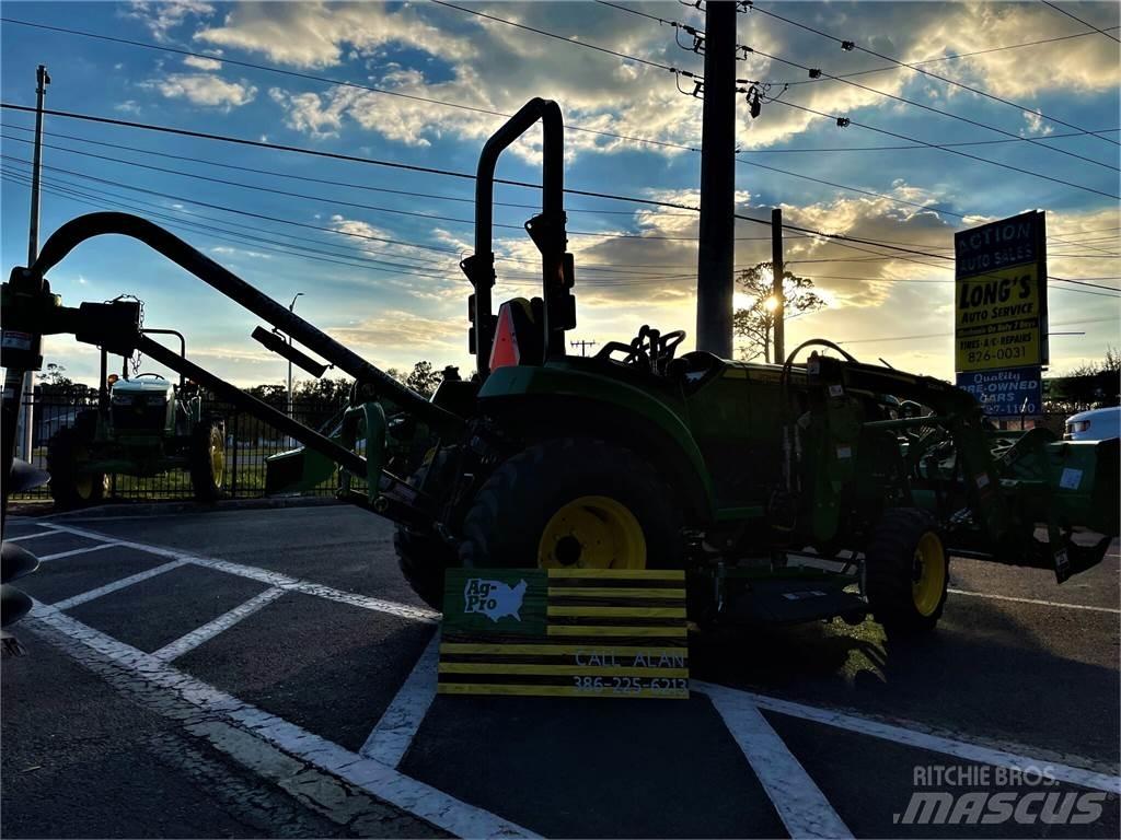 John Deere 2032R Kompakttraktorer