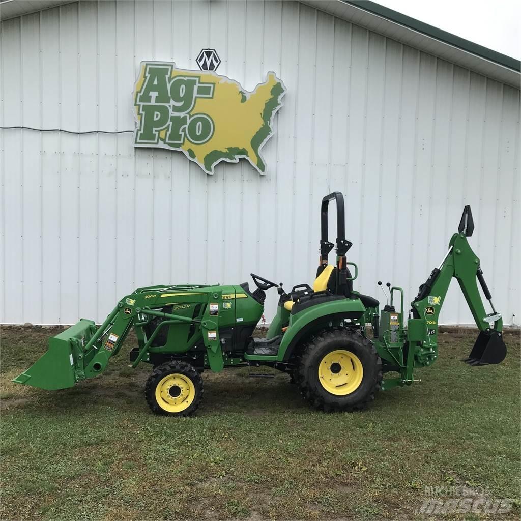 John Deere 2032R Kompakttraktorer