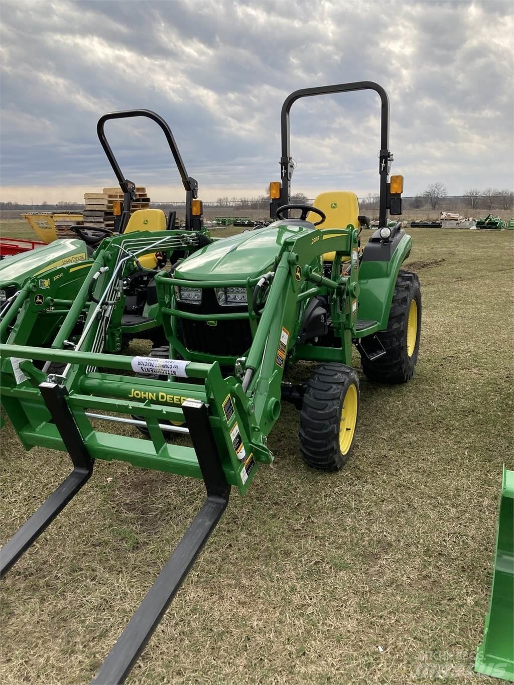 John Deere 2032R Kompakttraktorer