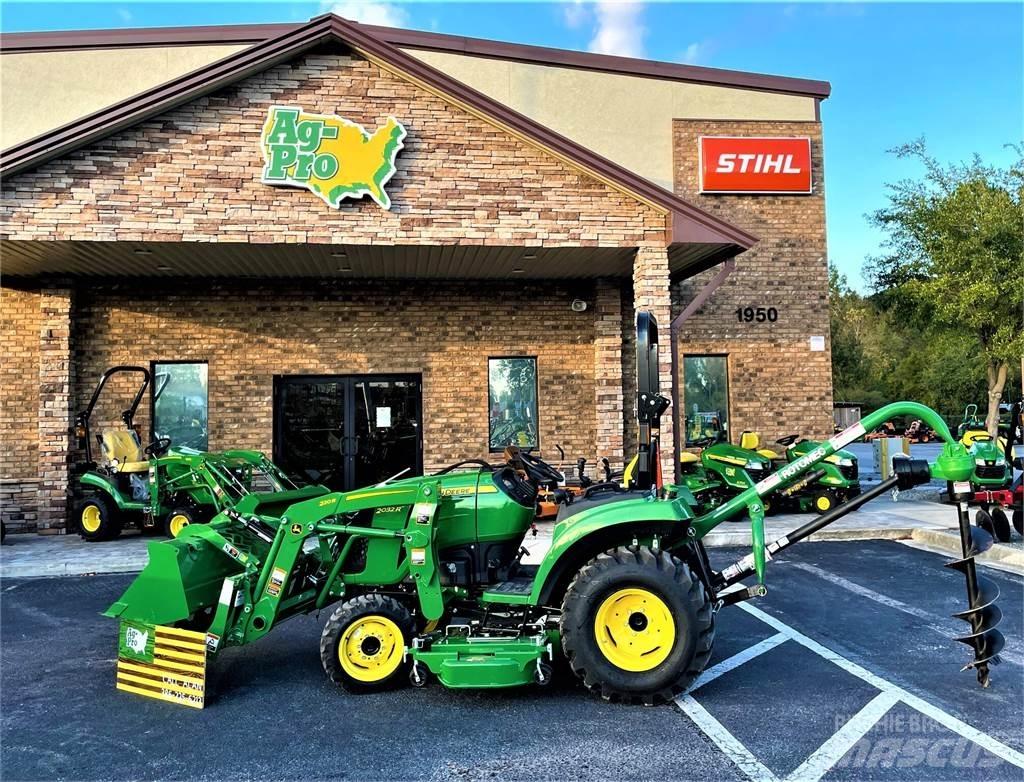 John Deere 2032R Kompakttraktorer