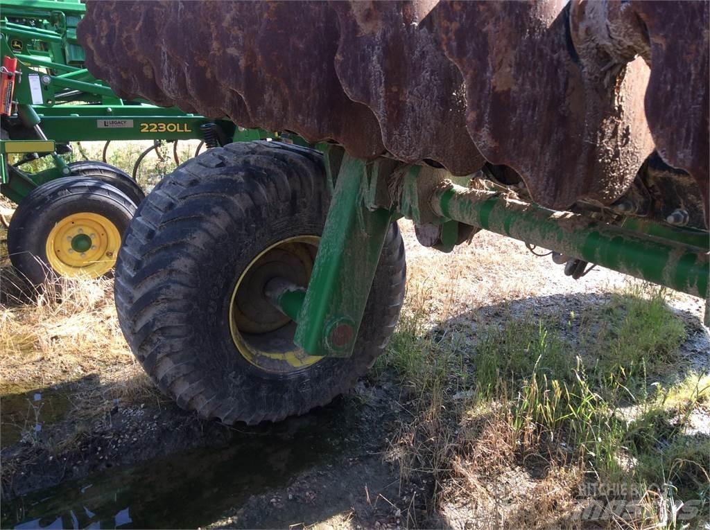 John Deere 2680 Tallriksredskap
