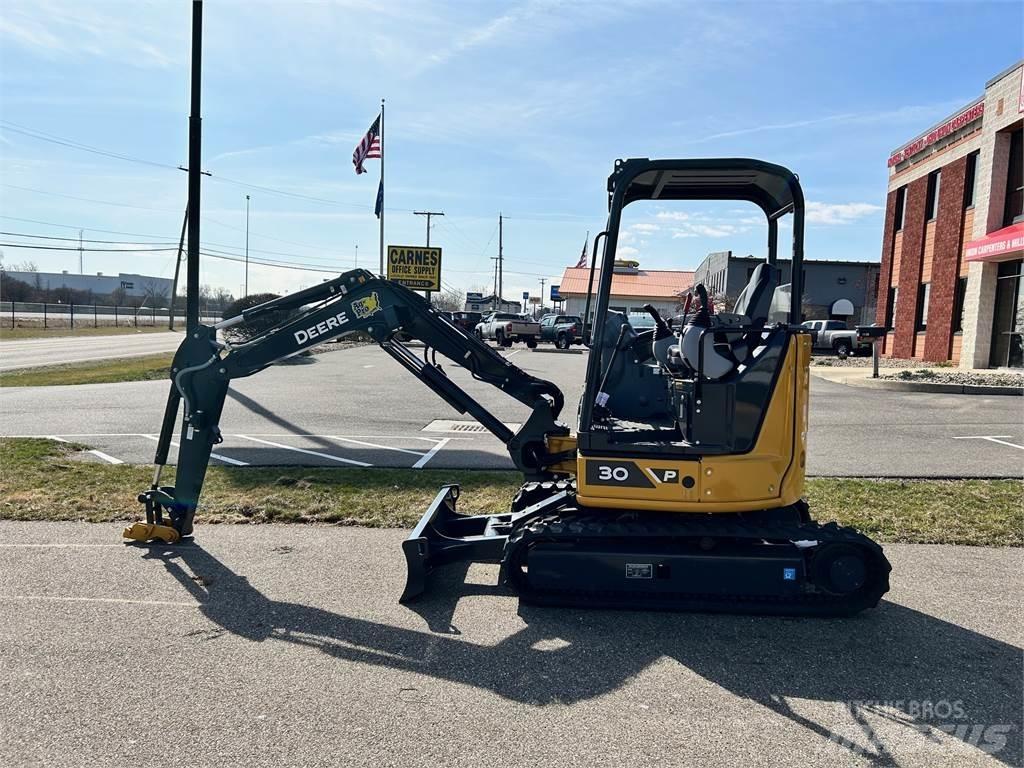 John Deere 30 P Minigrävare < 7t