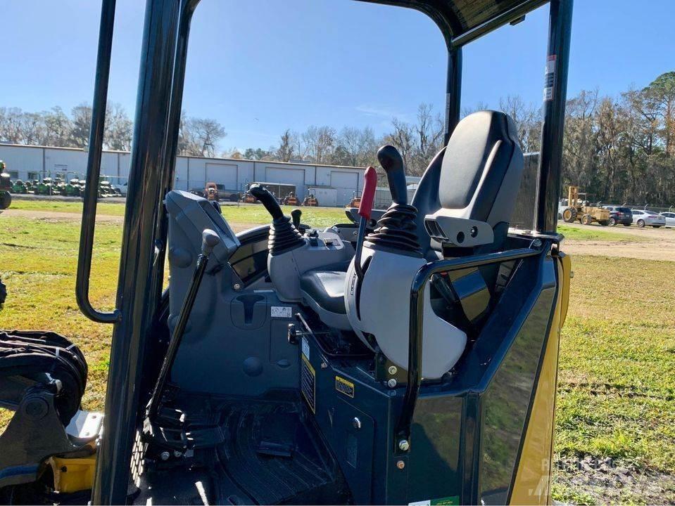 John Deere 30 P Minigrävare < 7t
