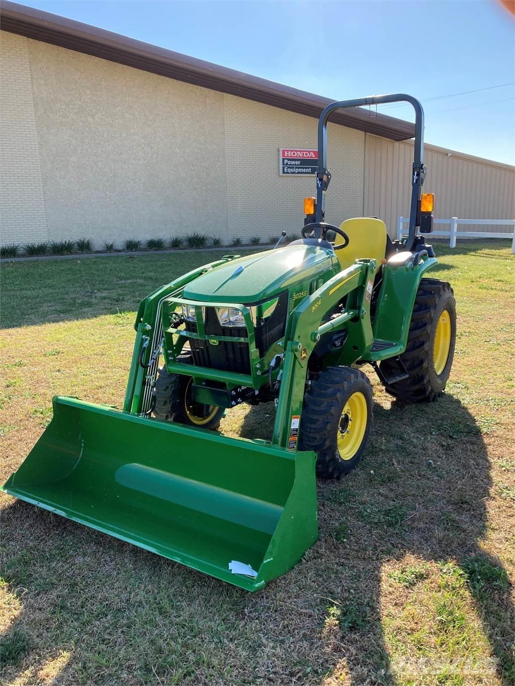 John Deere 3025E Kompakttraktorer