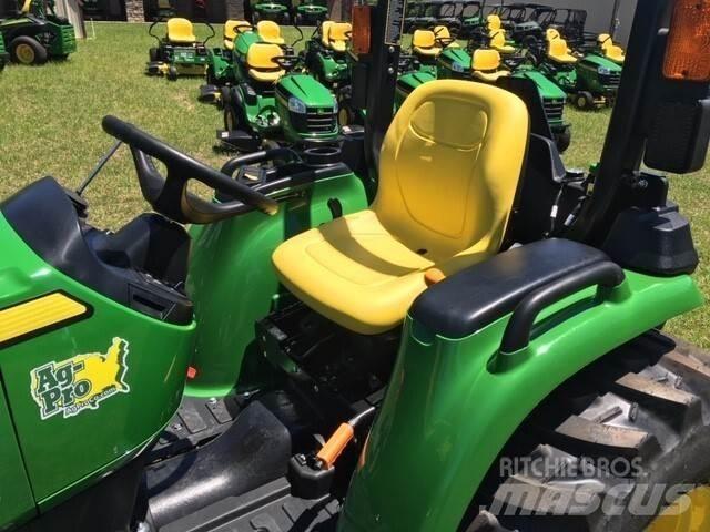 John Deere 3025E Kompakttraktorer
