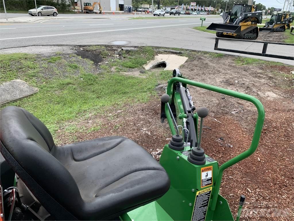 John Deere 3032E Kompakttraktorer