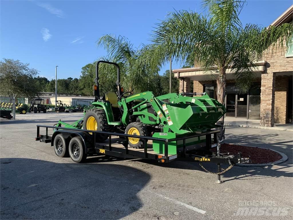 John Deere 3032E Kompakttraktorer