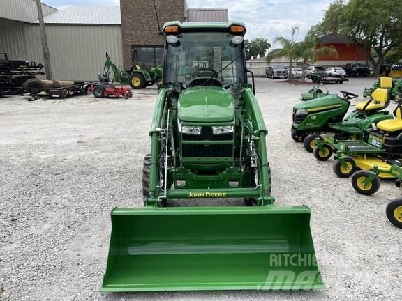 John Deere 3033R Kompakttraktorer