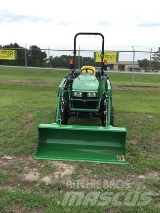 John Deere 3038E Kompakttraktorer