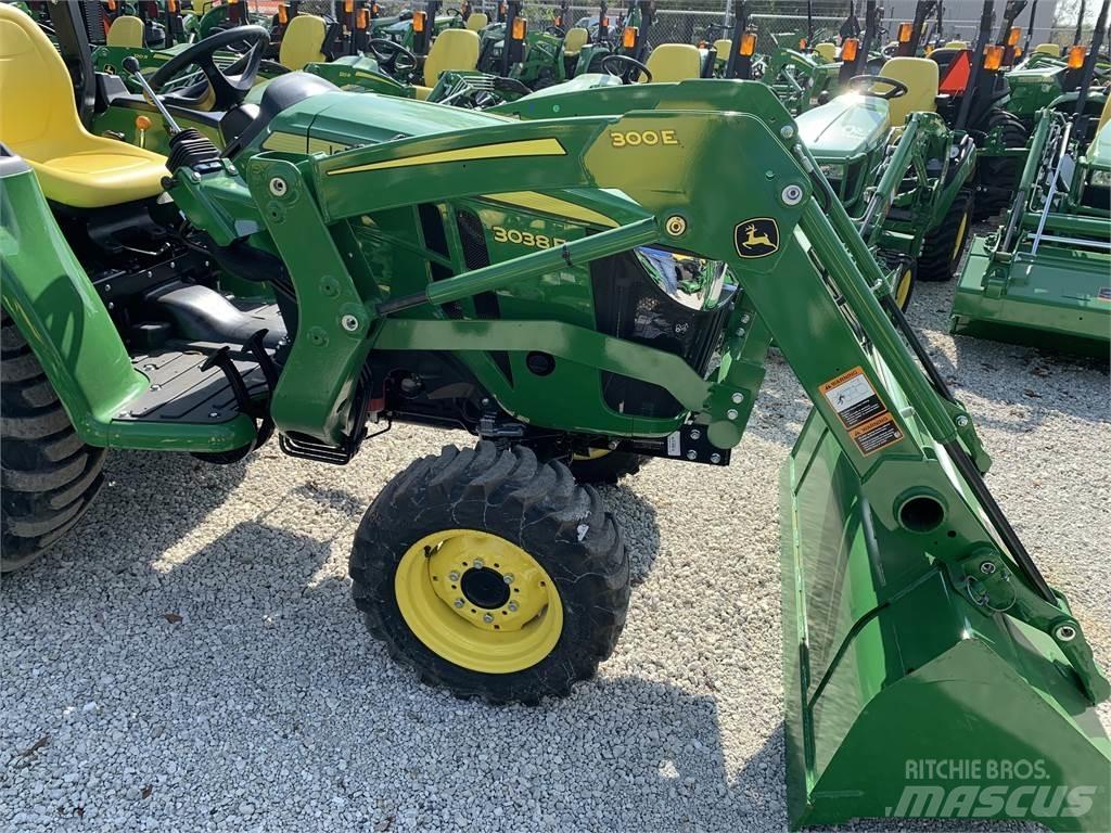 John Deere 3038E Kompakttraktorer