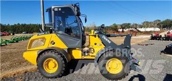 John Deere 304 G Minilastare