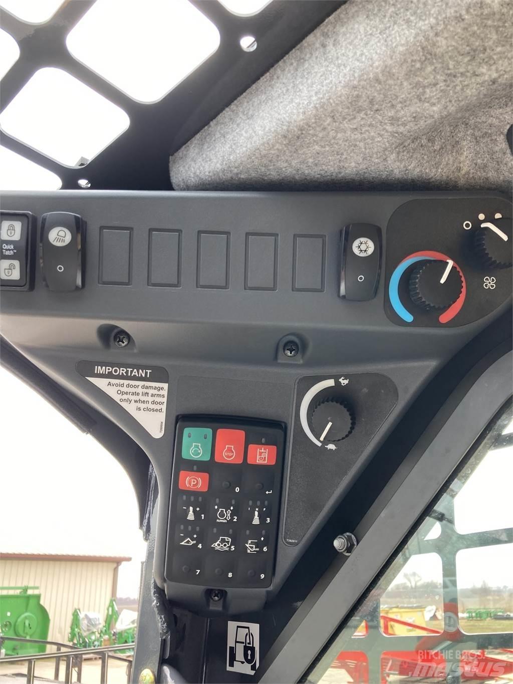 John Deere 318G Kompaktlastare